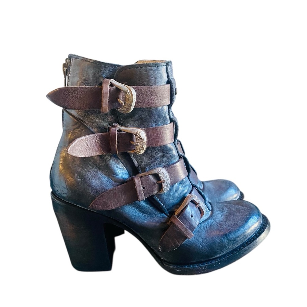 FREEBIRD by Steven Bates Boots Distressed - Picture 3 of 9